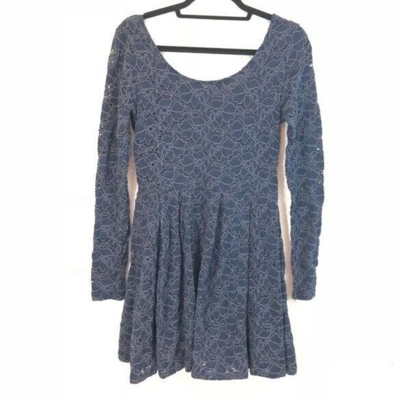 Free People Size S Navy Rose Garden Floral Lace Dress Fit n Flare 3/4 Sleeve - Picture 4 of 13